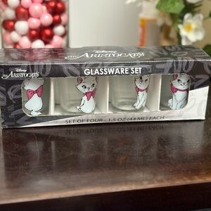 NEW! Disney Aristocats Pink Bow Glass Set